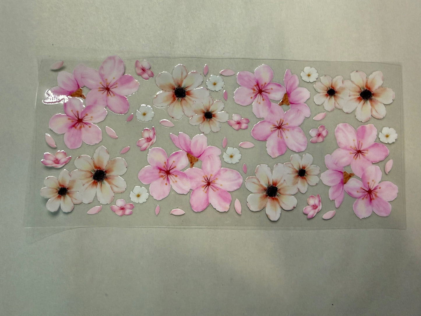 Pink and White Flowers wrap for 16oz, 20oz, 24oz, 40oz