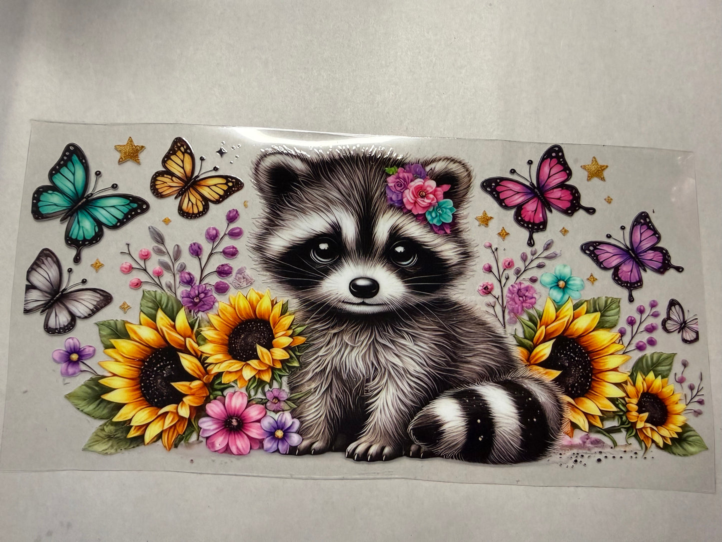 Raccoon with Flowers and Buttferflies wrap for 16oz, 20oz, 24oz, 40oz