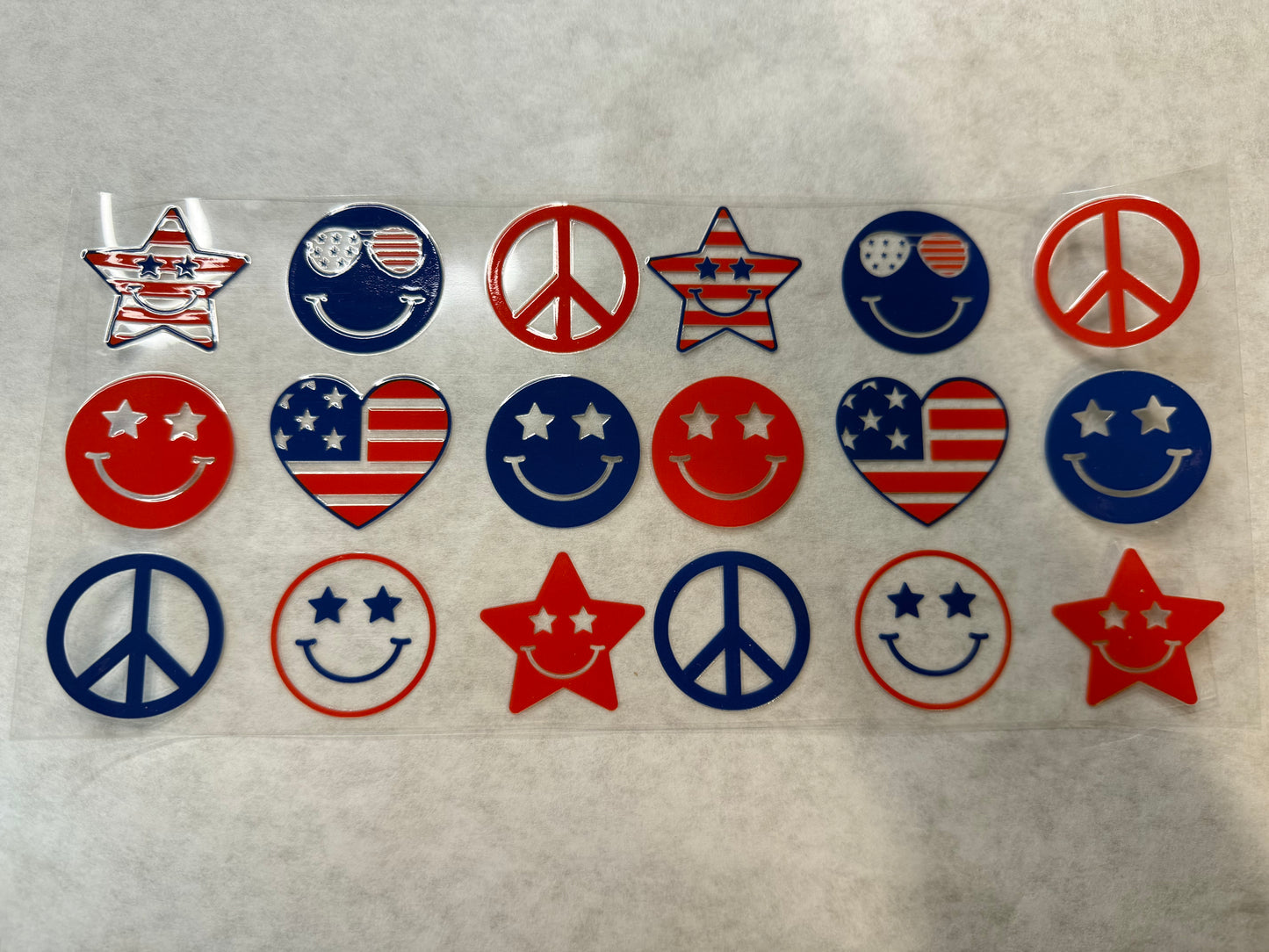 Patriotic Smilie and Peace Signs Wrap for 16oz, 20oz, 24oz