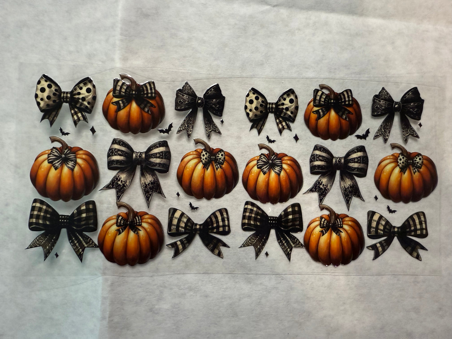 Fall/Halloween Pumpkins and Bows Wrap for 16oz, 20oz, 24oz